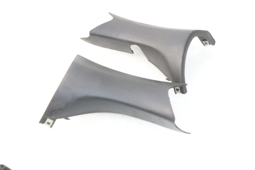 photo de LENKERVERKLEIDUNG HINTEN SYM JOYMAX 250 (2013 - 2017)