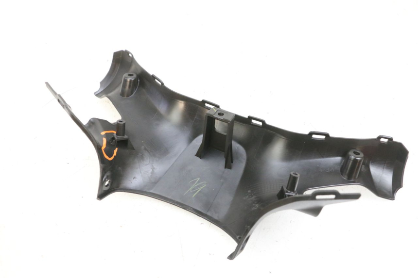 photo de LENKERVERKLEIDUNG HINTEN YAMAHA TRICITY 300 (2020 - 2024) - Gesamtansicht des Produkts