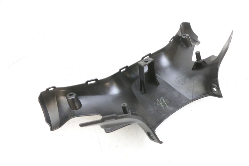 photo de LENKERVERKLEIDUNG HINTEN YAMAHA TRICITY 300 (2020 - 2024) - Geprüftes Gebrauchtteil