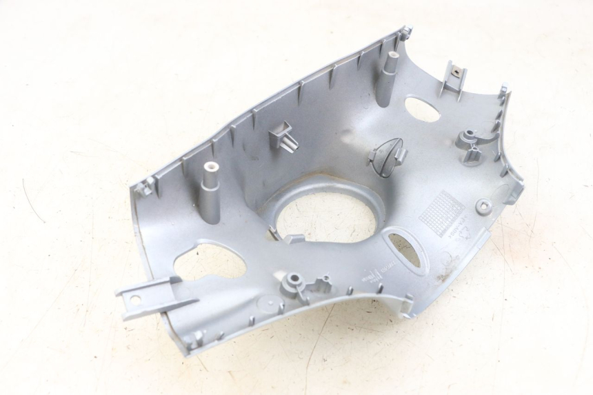 photo de LENKERVERKLEIDUNG HINTEN PIAGGIO VESPA PRIMAVERA 4T 50 (2021 - 2024)