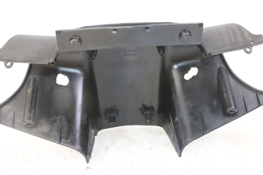 photo de LENKERVERKLEIDUNG HINTEN PEUGEOT VIVACITY NEW 4T 50 (2008 - 2017)