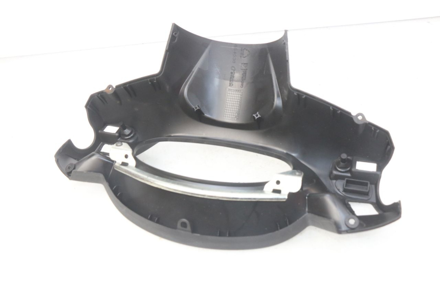 photo de HINTERE LENKERABDECKUNG PIAGGIO X7 125 (2007 - 2013)