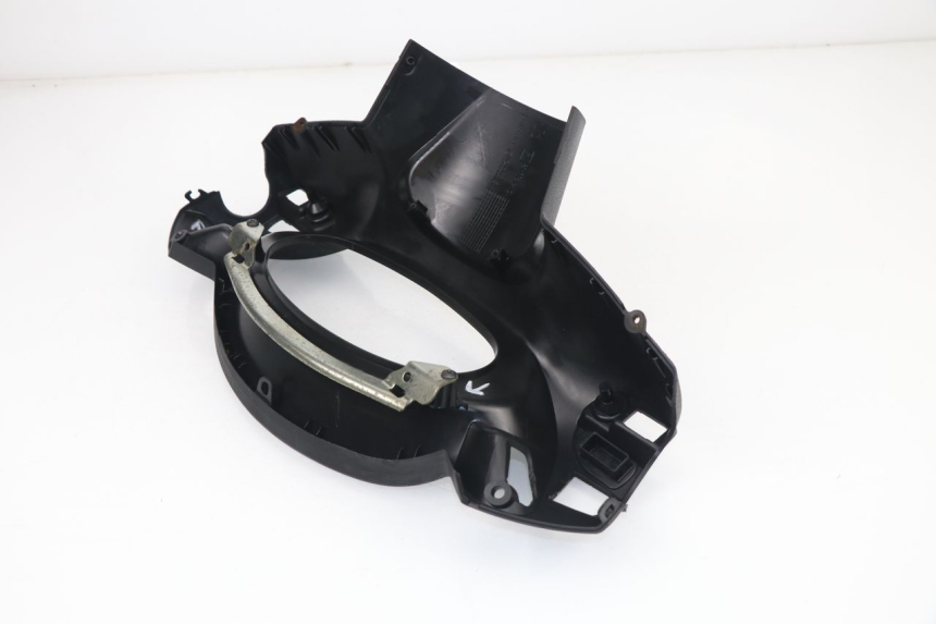 photo de HINTERE LENKERABDECKUNG PIAGGIO X7 125 (2007 - 2013)