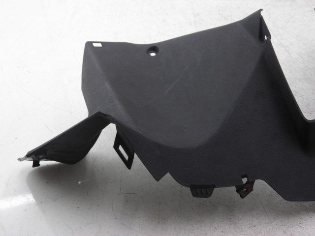 photo de HINTERE LENKERABDECKUNG YAMAHA XMAX X-MAX 125 (2006 - 2009)