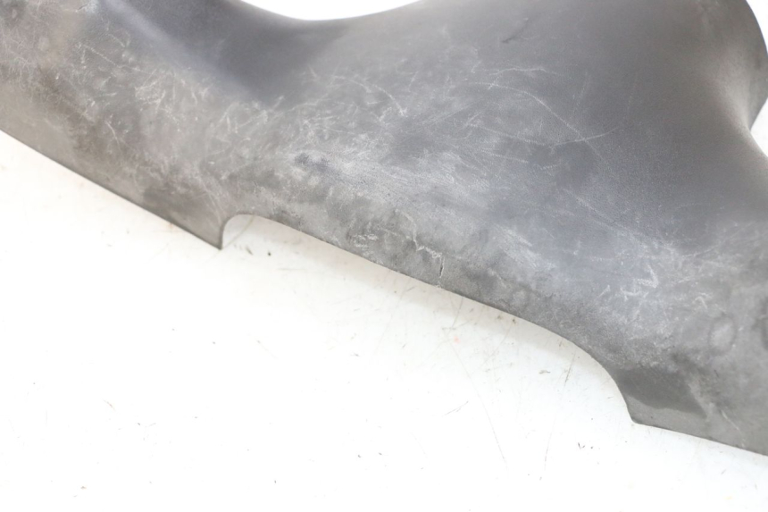 photo de HINTERE LENKERABDECKUNG PIAGGIO ZIP 2T 50 (2009 - 2019) - Details der Befestigungspunkte