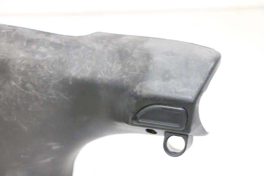 photo de HINTERE LENKERABDECKUNG PIAGGIO ZIP 2T 50 (2009 - 2019) - Kennzeichnungen und Originalreferenzen