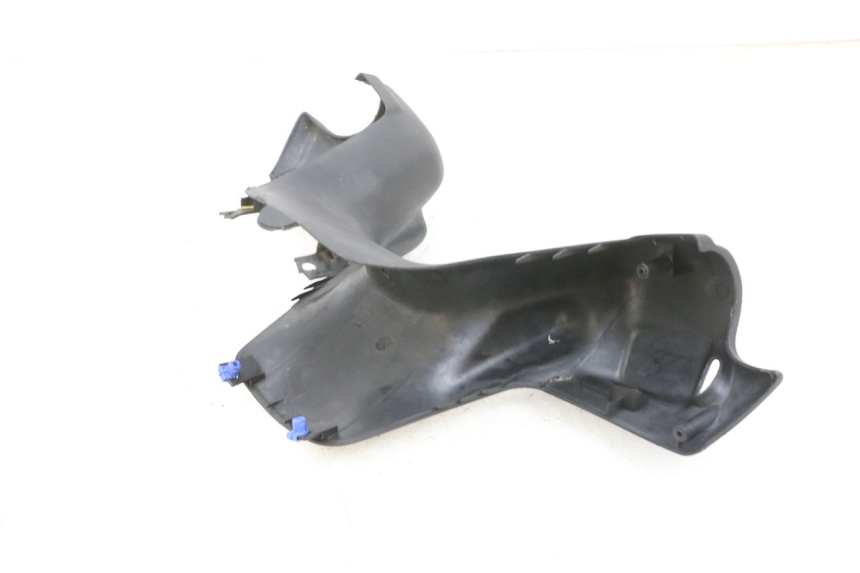 photo de VORDERER LENKERABDECKUNG PEUGEOT ELYSEO 125 (1999 - 2004) - Details der Befestigungspunkte