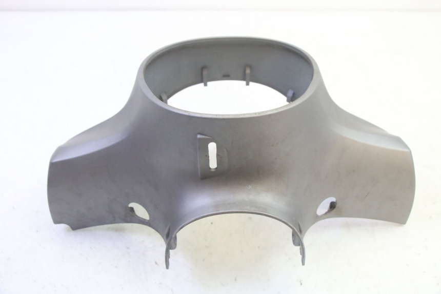 photo de VORDERE LENKERABDECKUNG SYM FIDDLE 3 III 125 (2014 - 2020) - Zoom auf Gebrauchszustand