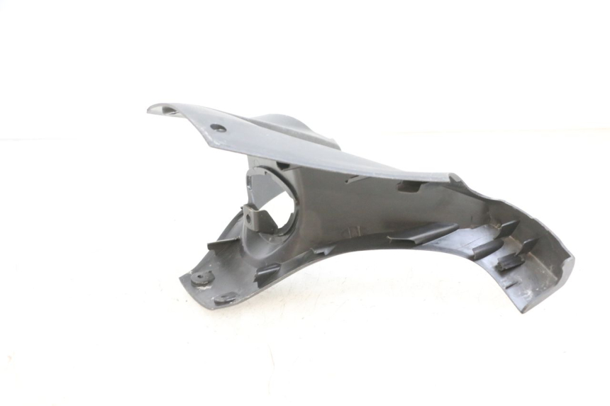 photo de LENKERVERKLEIDUNG VORNE SYM GTS EVO 125 (2009 - 2013) - Detailansicht des Bauteils