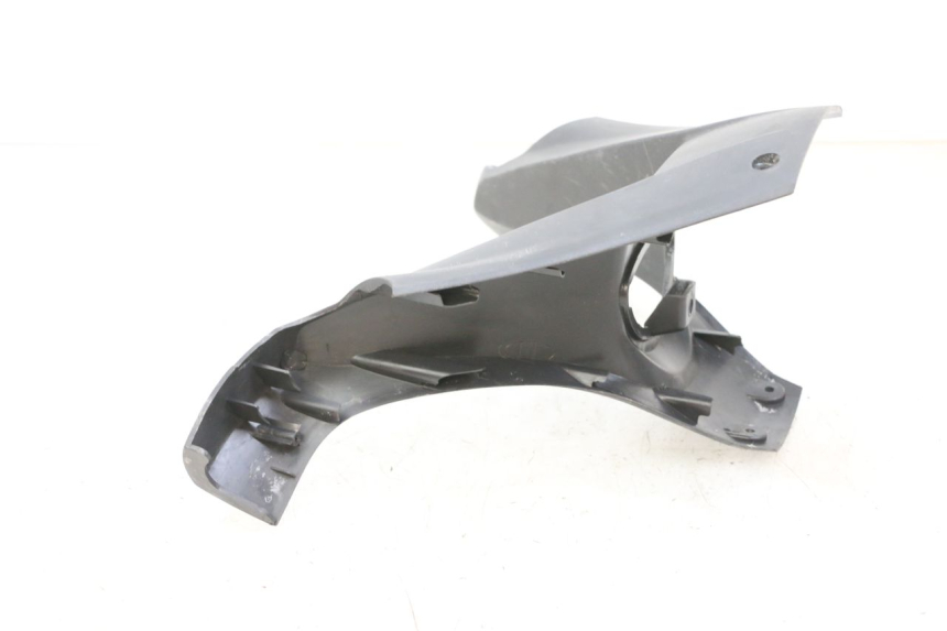 photo de LENKERVERKLEIDUNG VORNE SYM GTS EVO 125 (2009 - 2013) - Zoom auf Gebrauchszustand