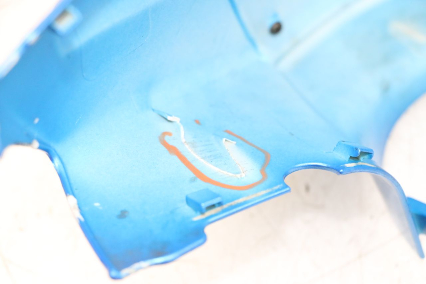 photo de VORDERE LENKERABDECKUNG PEUGEOT KISBEE 4T 50 (2010 - 2017) - Detaillierte Sichtprüfung