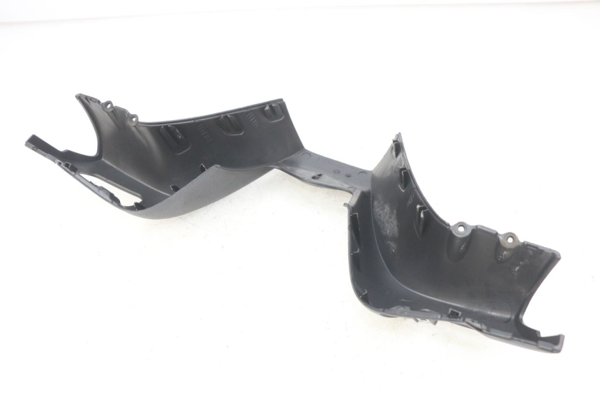 photo de VORDERER LENKERABDECKUNG PIAGGIO MP3 LT 300 (2010 - 2016)