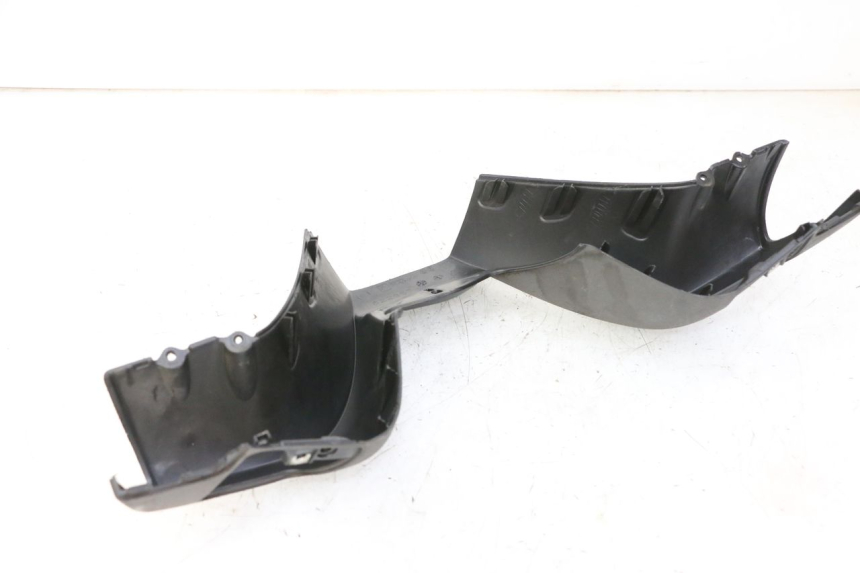 photo de VORDERER LENKERABDECKUNG PIAGGIO MP3 125 (2006 - 2014)