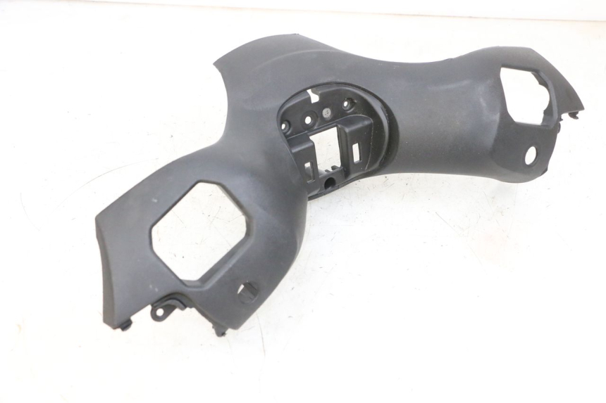 photo de LENKERVERKLEIDUNG VORNE PIAGGIO MP3 500 (2016 - 2018) - Kennzeichnungen und Originalreferenzen