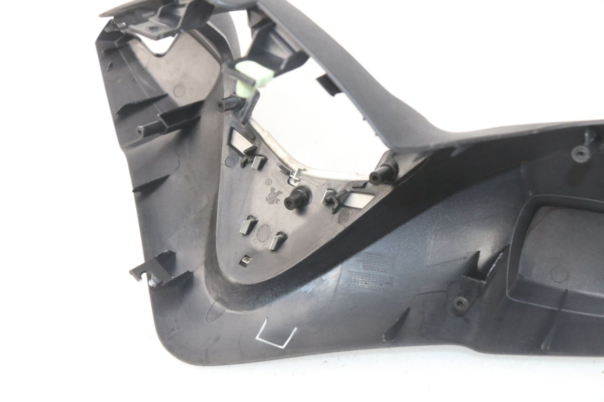 photo de LENKERVERKLEIDUNG VORNE PEUGEOT SATELIS 300 (2012 - 2015)