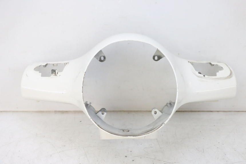 photo de LENKERVERKLEIDUNG VORNE PIAGGIO VESPA GTS SUPER IE 125 (2009 - 2016) - Hauptansicht