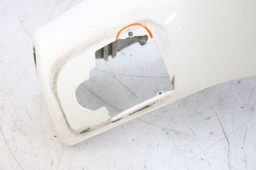 photo de LENKERVERKLEIDUNG VORNE PIAGGIO VESPA GTS SUPER IE 125 (2009 - 2016) - Ergänzendes Produktfoto