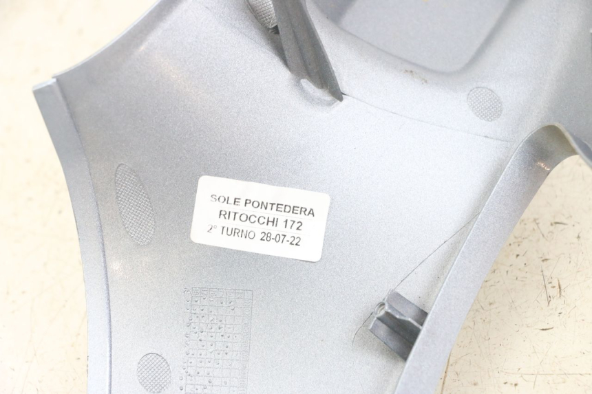 photo de VORDERE LENKERABDECKUNG PIAGGIO VESPA PRIMAVERA 4T 50 (2021 - 2024)