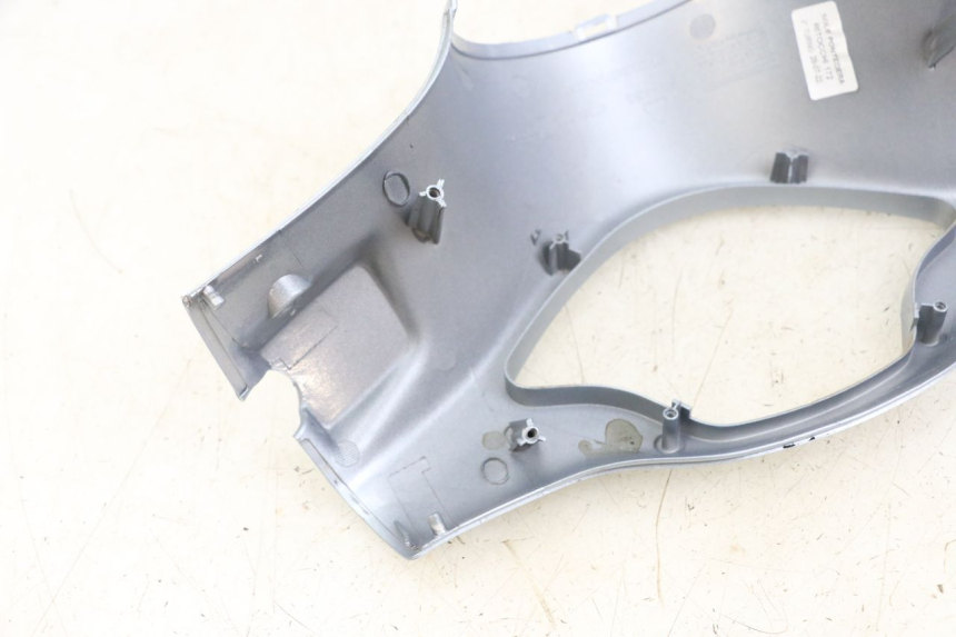 photo de VORDERE LENKERABDECKUNG PIAGGIO VESPA PRIMAVERA 4T 50 (2021 - 2024)