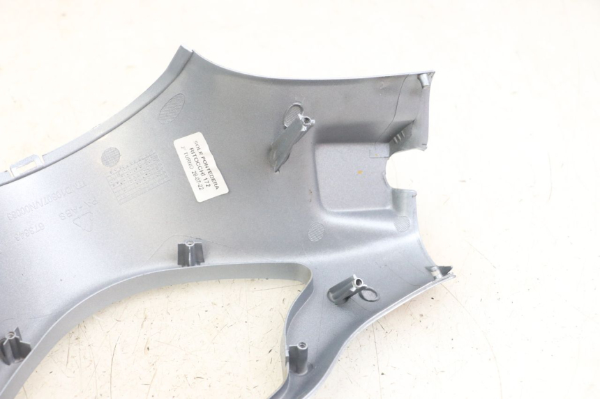 photo de VORDERE LENKERABDECKUNG PIAGGIO VESPA PRIMAVERA 4T 50 (2021 - 2024)