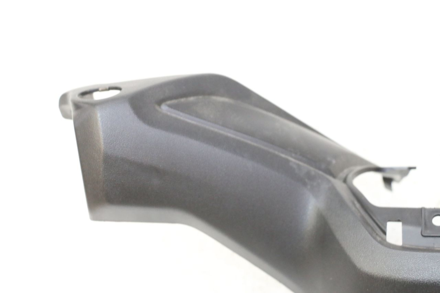 photo de LENKERVERKLEIDUNG VORNE YAMAHA XMAX X-MAX 125 (2021 - 2025)