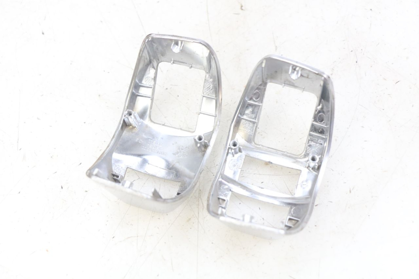 photo de LENKERABDECKUNG SCHALTER PEUGEOT DJANGO 4T 50 (2014 - 2019)