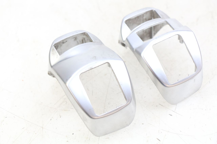 photo de LENKERABDECKUNG SCHALTER PEUGEOT DJANGO 4T 50 (2014 - 2019)