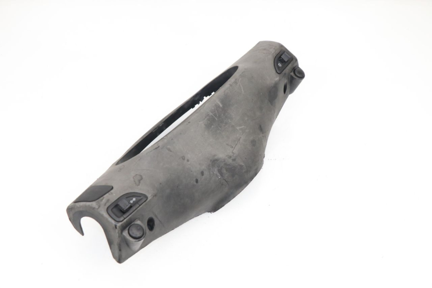 photo de LENKER VERKLEIDUNG ZÜNDSCHLOSS PIAGGIO NRG EXTREME H2O 50 (1999 - 2001)