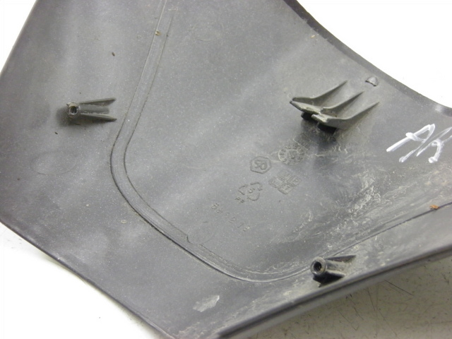 photo de LENKER VERKLEIDUNG ZÜNDSCHLOSS PIAGGIO X8 STREET 125 (2006 - 2007)