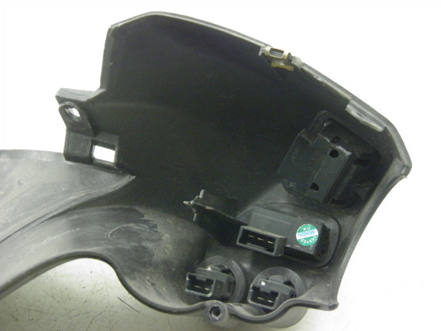 photo de LENKER VERKLEIDUNG ZÜNDSCHLOSS PIAGGIO X8 STREET 125 (2006 - 2007)