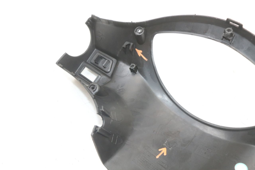 photo de LENKER VERKLEIDUNG ZÜNDSCHLOSS PEUGEOT TWEET 125 (2018 - 2021)