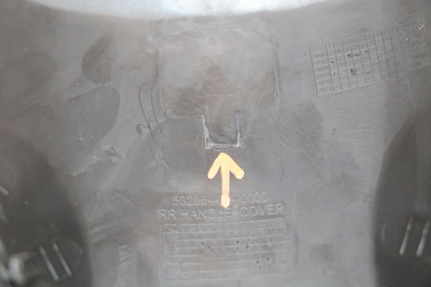 photo de LENKER VERKLEIDUNG ZÜNDSCHLOSS PEUGEOT TWEET 125 (2018 - 2021)