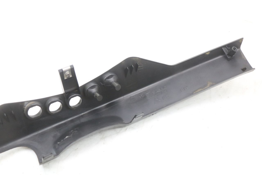 photo de LENKERABDECKUNG BEDIENELEMENT PIAGGIO X10 125 (2012 - 2017)