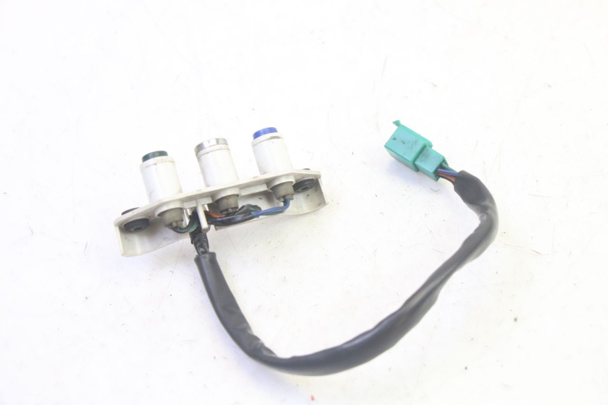 photo de LENKER VERKLEIDUNG ZÜNDSCHLOSS KYMCO ZING 125 (1997 - 2003) - Zoom auf Gebrauchszustand