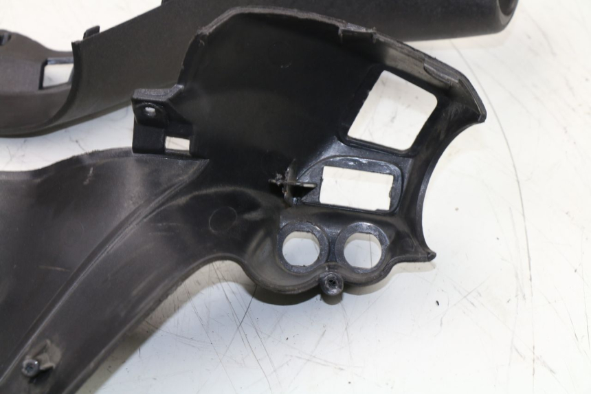 photo de LENKERABDECKUNG PIAGGIO X9 EVOLUTION 125 (2003 - 2007)