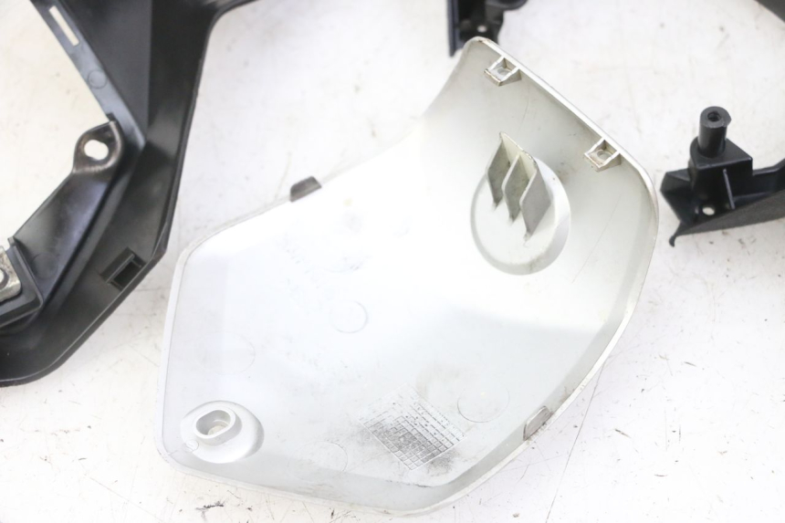 photo de LENKERABDECKUNG YAMAHA X-MAX XMAX 125 (2010 - 2014)
