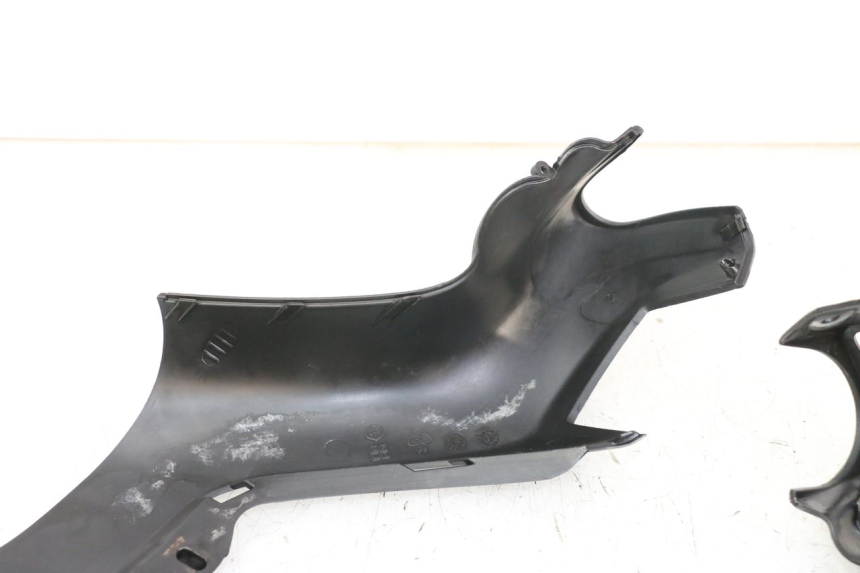 photo de LENKERABDECKUNG PIAGGIO XEVO - X EVO 125 (2007 - 2016) - Weitere Ansicht des Artikels