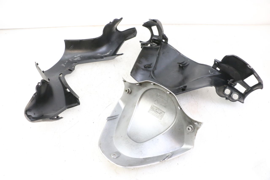 photo de LENKERABDECKUNG PIAGGIO XEVO - X EVO 125 (2007 - 2016) - Detaillierte Sichtprüfung