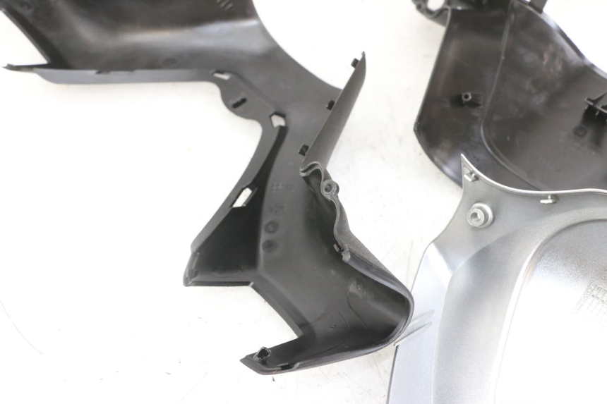 photo de LENKERABDECKUNG PIAGGIO XEVO - X EVO 125 (2007 - 2016) - Weitere Ansicht des Artikels