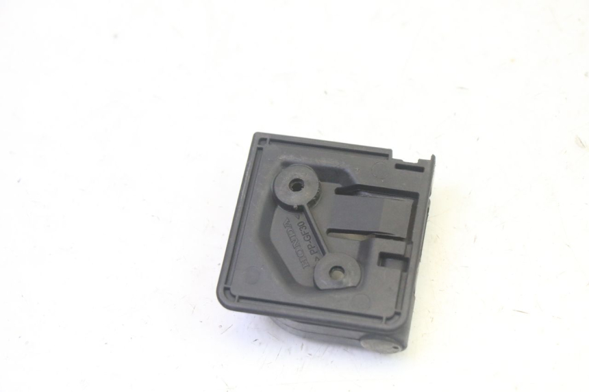 photo de GEPÄCKHAKEN HONDA FES S-WING SWING ABS 125 (2007 - 2015)