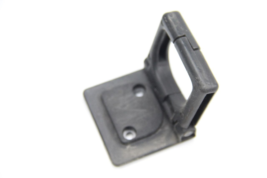 photo de GEPÄCKHAKEN PEUGEOT SATELIS 125 (2006 - 2009)