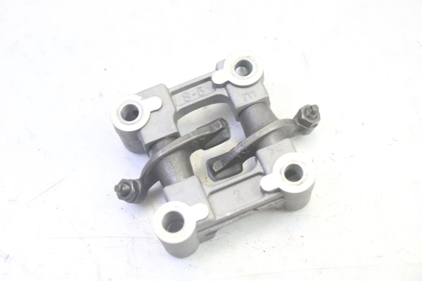 photo de ZYLINDERKOPF KYMCO AGILITY 16+ 4T 50 (2018 - 2023) - Detaillierte Sichtprüfung