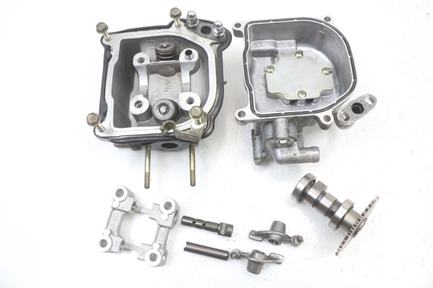 photo de ZYLINDERKOPF KYMCO AGILITY 4T 50 (2005 - 2018) - Hauptansicht