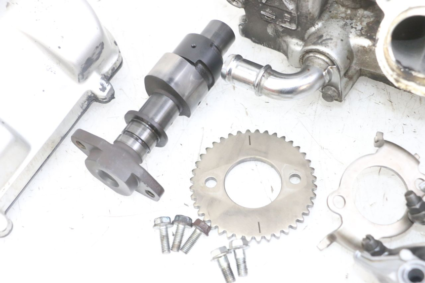 photo de ZYLINDERKOPF HINTEN HONDA NTV DEAUVILLE ABS 700 (2007 - 2016)