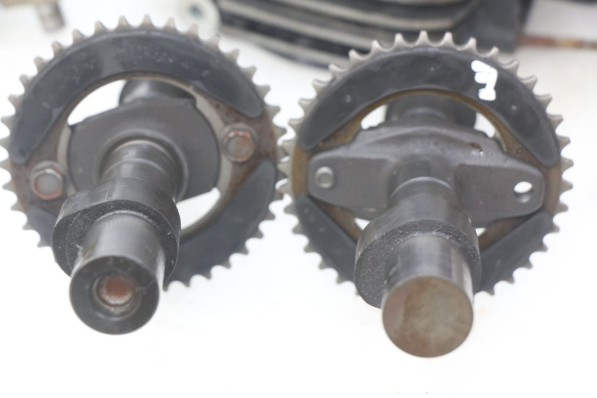 photo de ZYLINDERKOPF HINTEN HONDA VF 1000 (1984 - 1988)