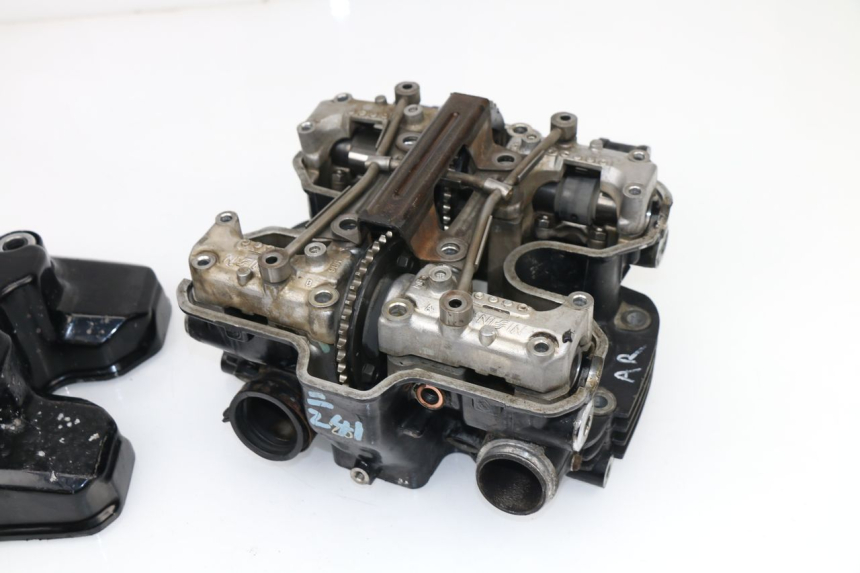 photo de ZYLINDERKOPF HINTEN HONDA VF 1000 (1984 - 1988)