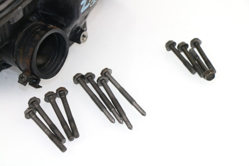 photo de ZYLINDERKOPF HINTEN HONDA VF 1000 (1984 - 1988)