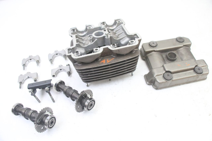 photo de ZYLINDERKOPF VORN HYOSUNG GTR 125 (2006 - 2008)