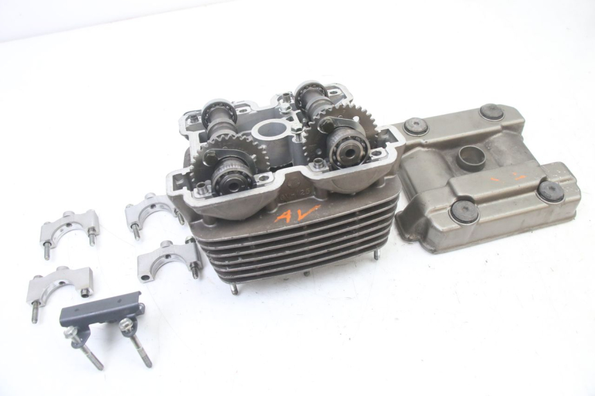 photo de ZYLINDERKOPF VORN HYOSUNG GTR 125 (2006 - 2008)