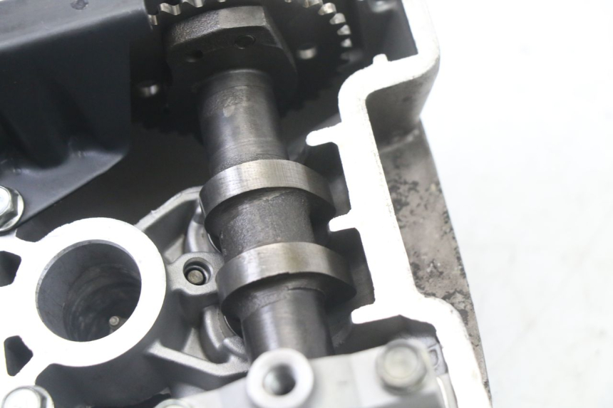 photo de ZYLINDERKOPF VORN HYOSUNG GTR 125 (2006 - 2008)